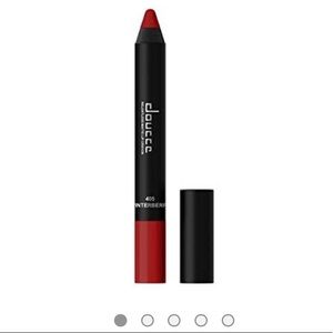 New Doucce Matte Lip Crayon, Winterberry 405